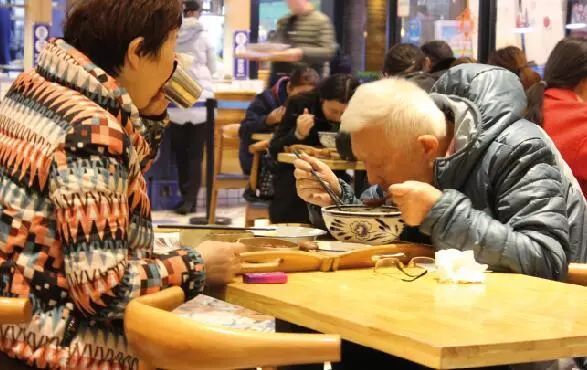 長安小飯?zhí)? alt=